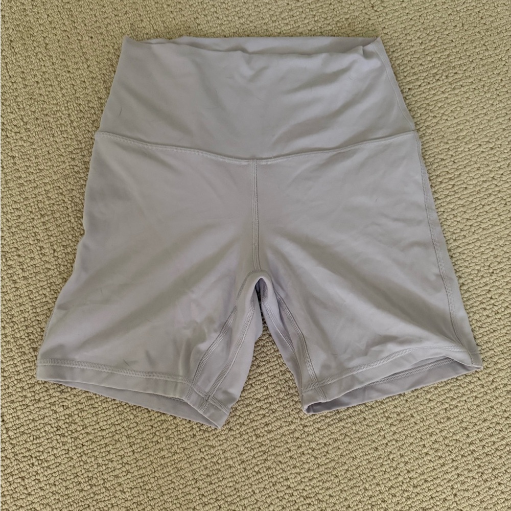 Align high rise shorts 6” in lilac